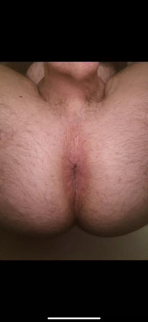 Looking to be your bussy,[25] by Bottomlessmilk