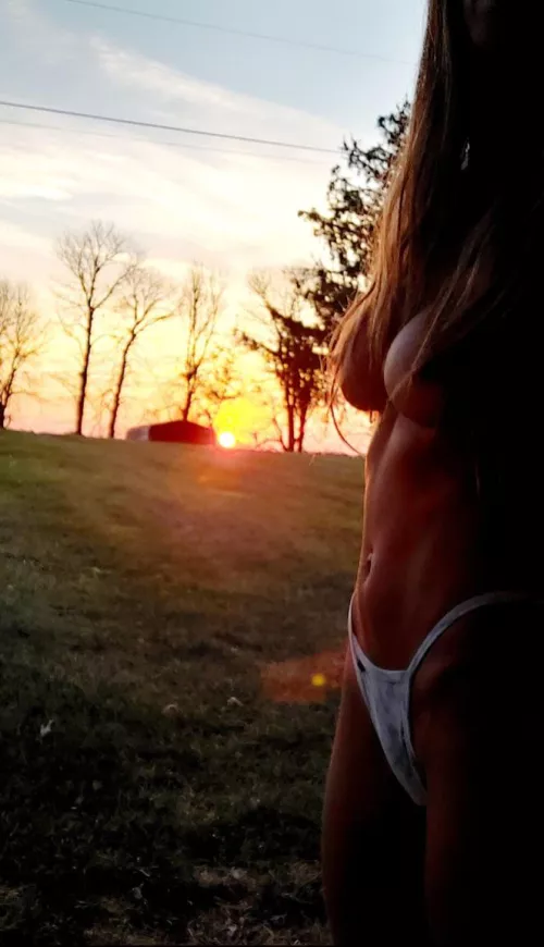 Nothing beats Sun on the Skin in the morning  by SmythRyann