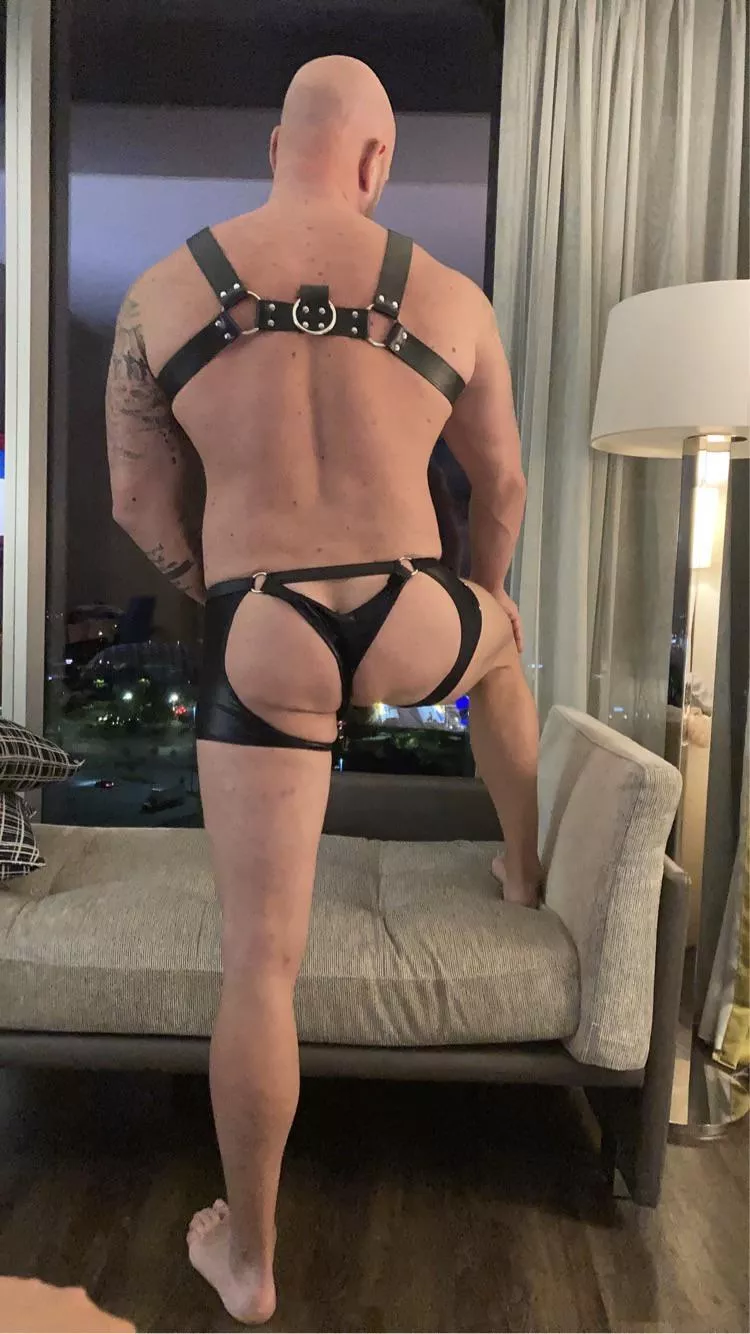 Submissive slut posted by AdonisSub