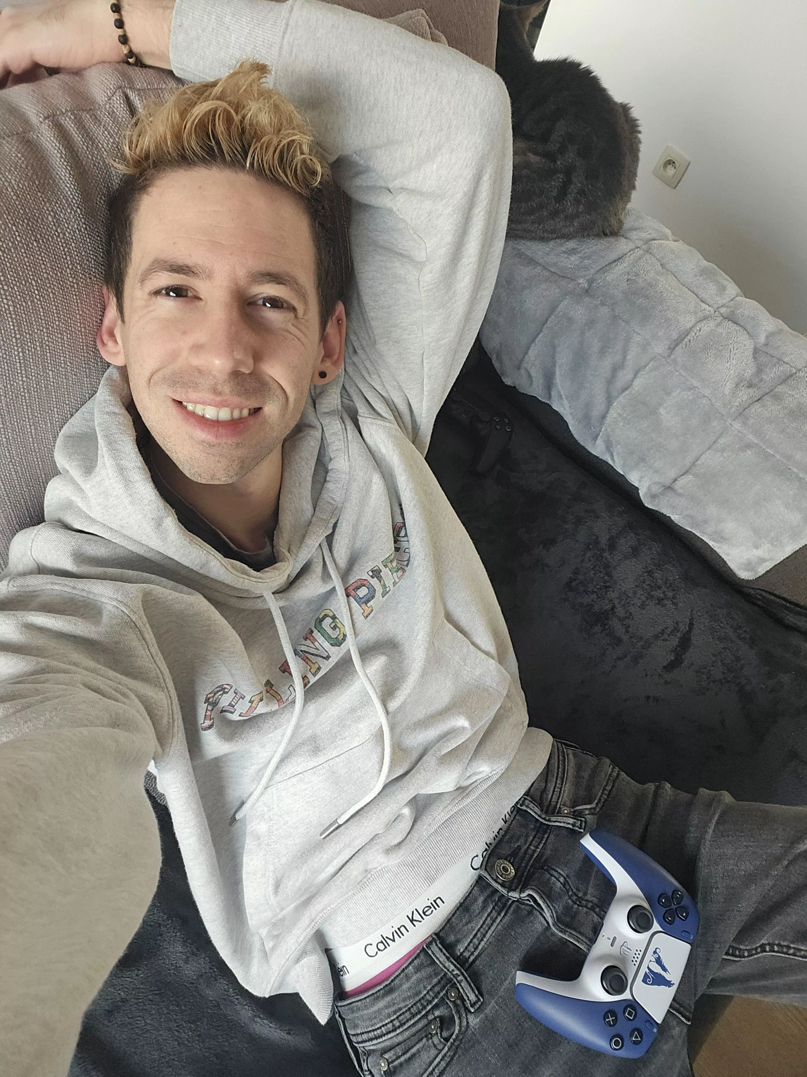 Sunday funday! posted by HumanDrawing9357