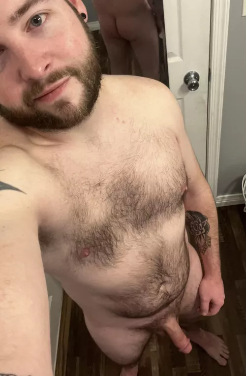 Thought you all might like seeing a little ass in the mirror 😉 by Medium_Duty23