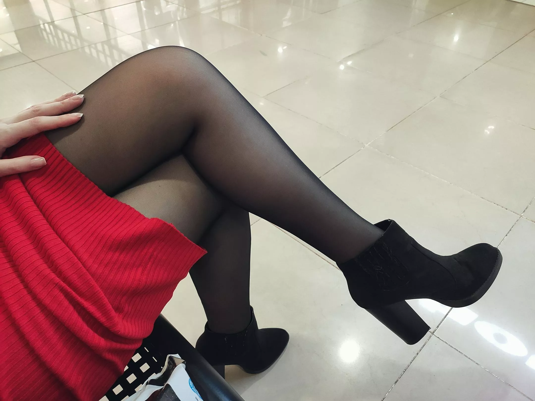 Very tired after shopping  posted by SweetieAlyona