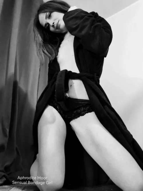 Wanna see me Naked, Tied and Gagged?  by hotgirlmoor