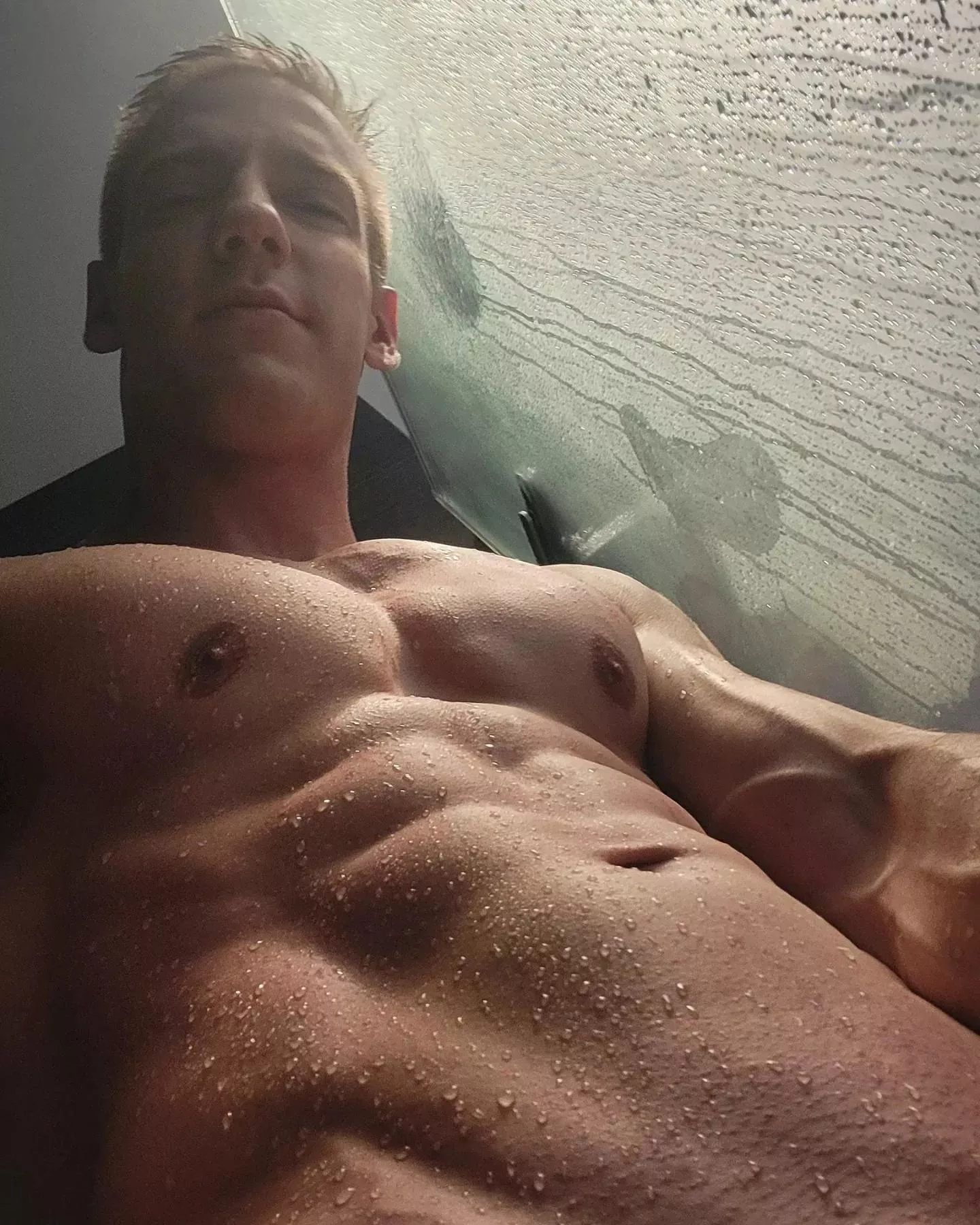 Your POV 😈.. posted by John_fitness91