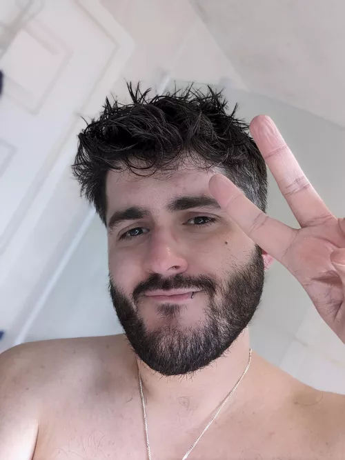 33 M UK anyone wanna play something? Currently playing; Dead by daylight, league of legends and Overwatch! I'm open to new games though!  by kakakaa121