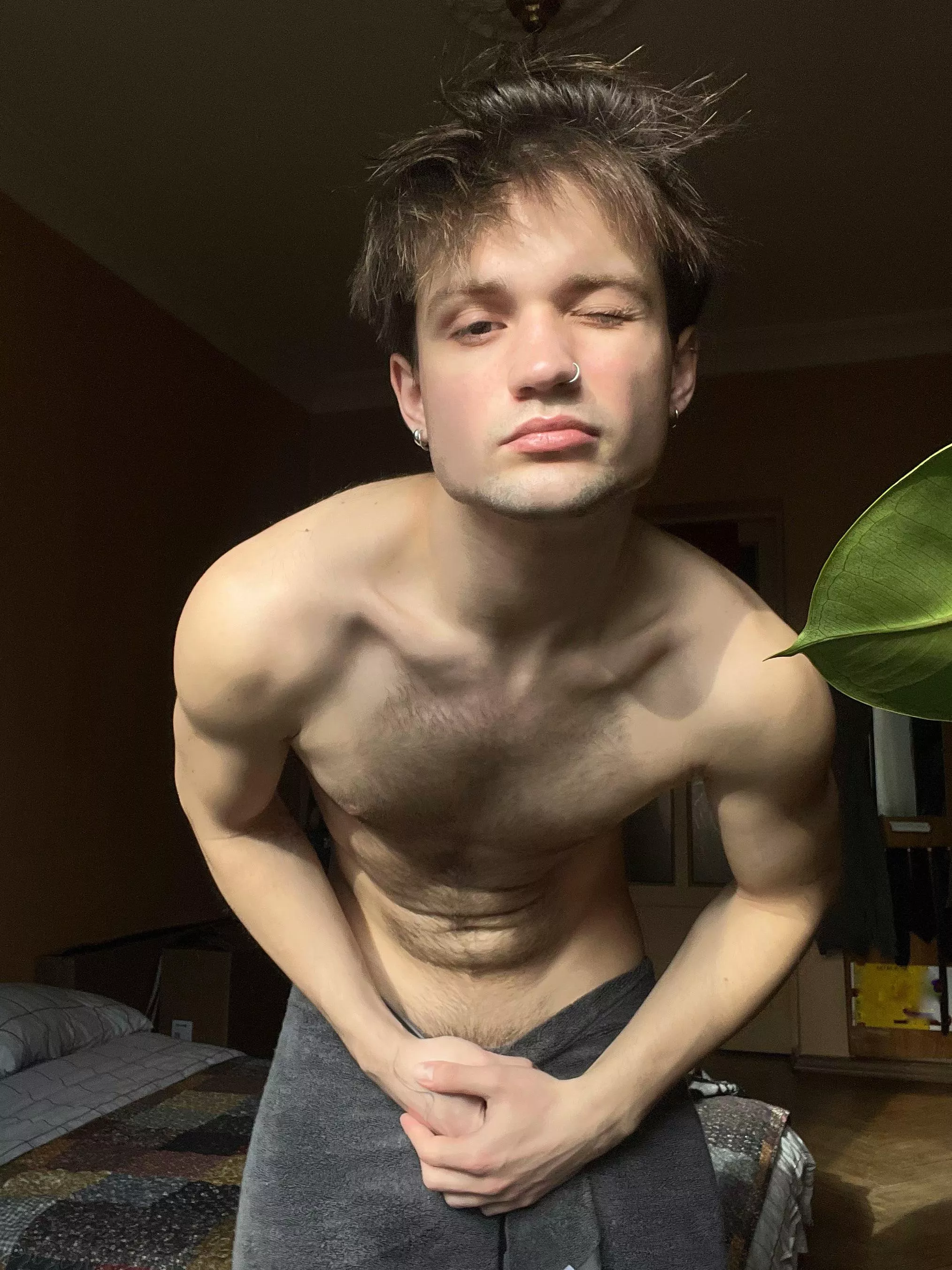 All I wanna rn is to lie in the sun naked  posted by LukeTorres333