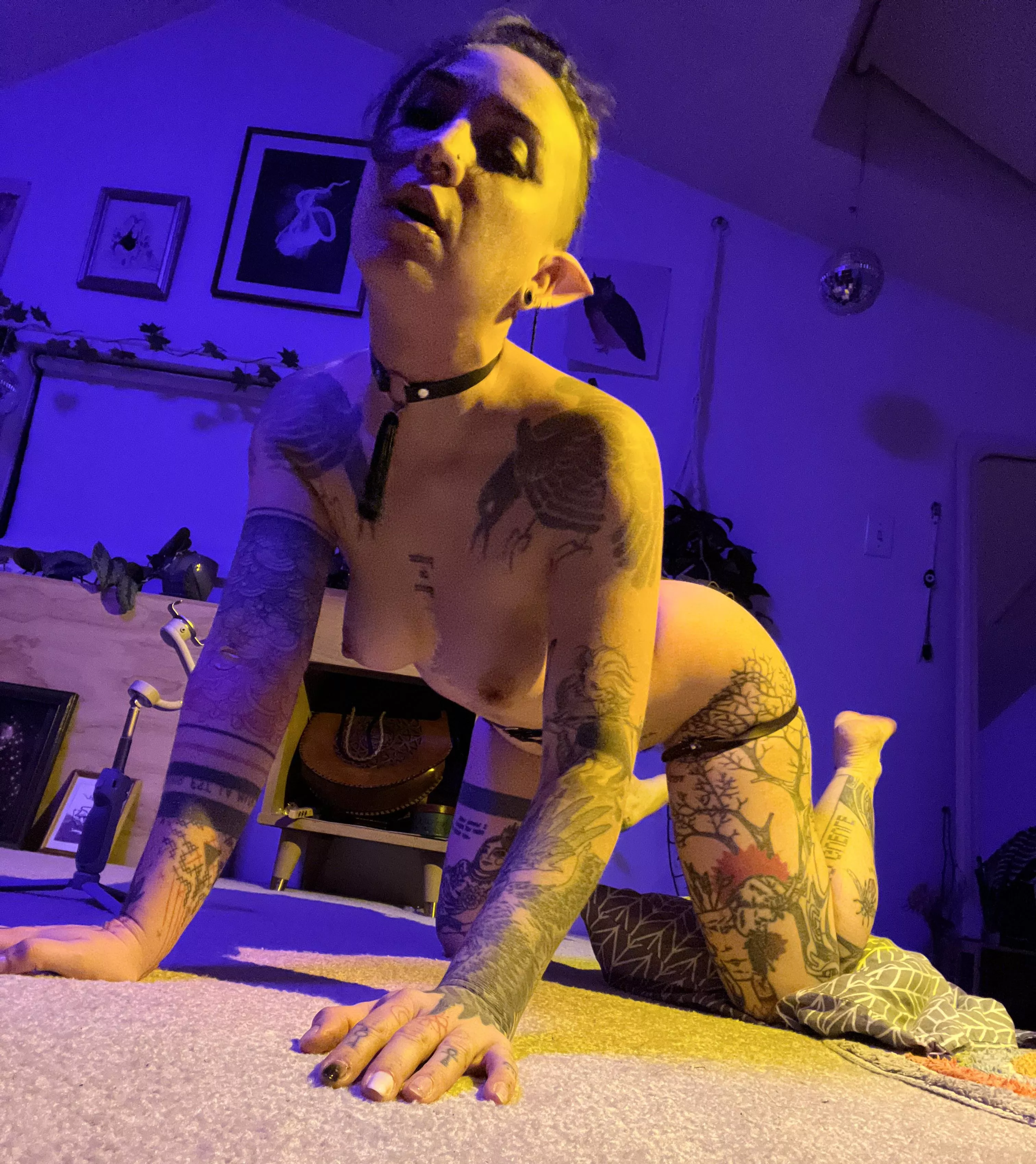 already on my knees  posted by UrsinaeVespera