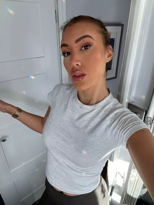 Are tall girls considered classy? be honest by SufficientSail4615