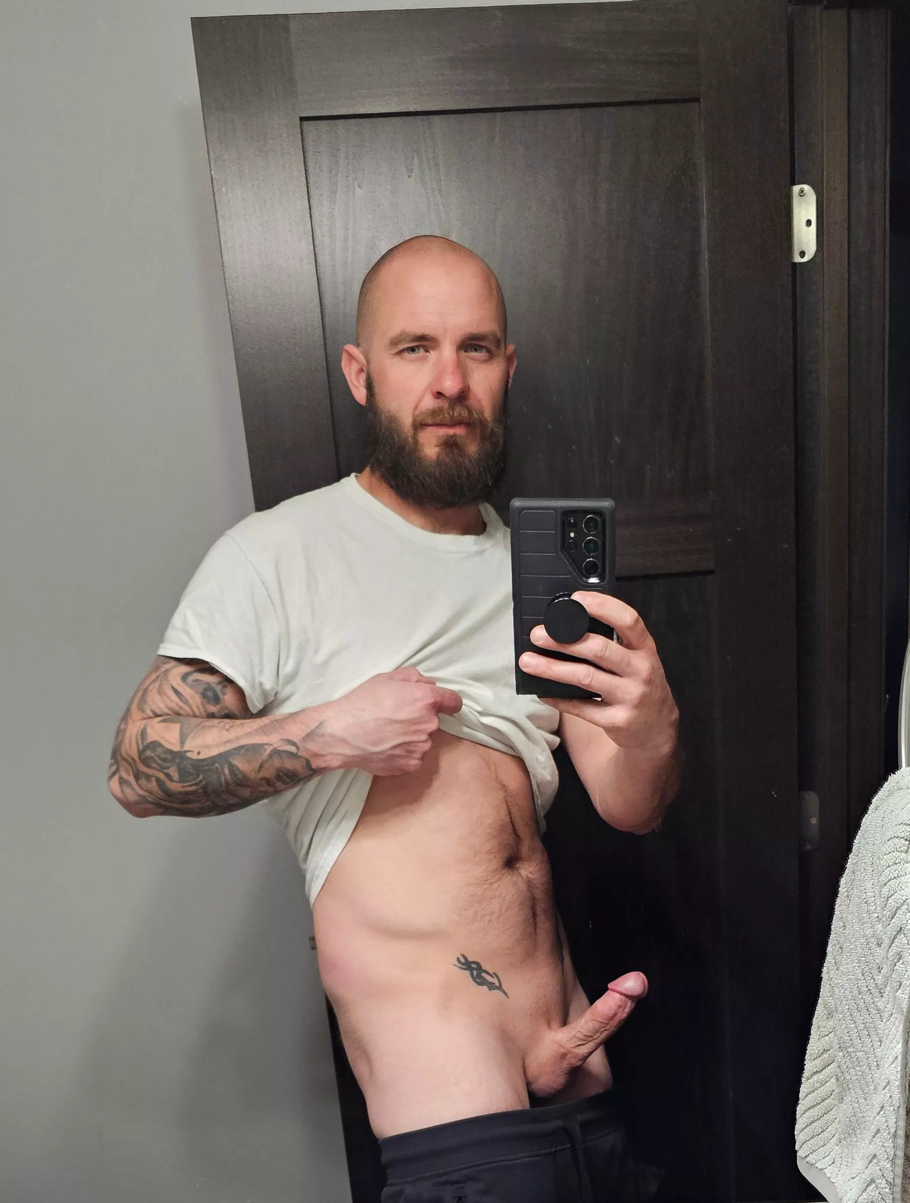 Are you ready for your afternoon fuck? 😈 posted by Urnextdoorneighbors