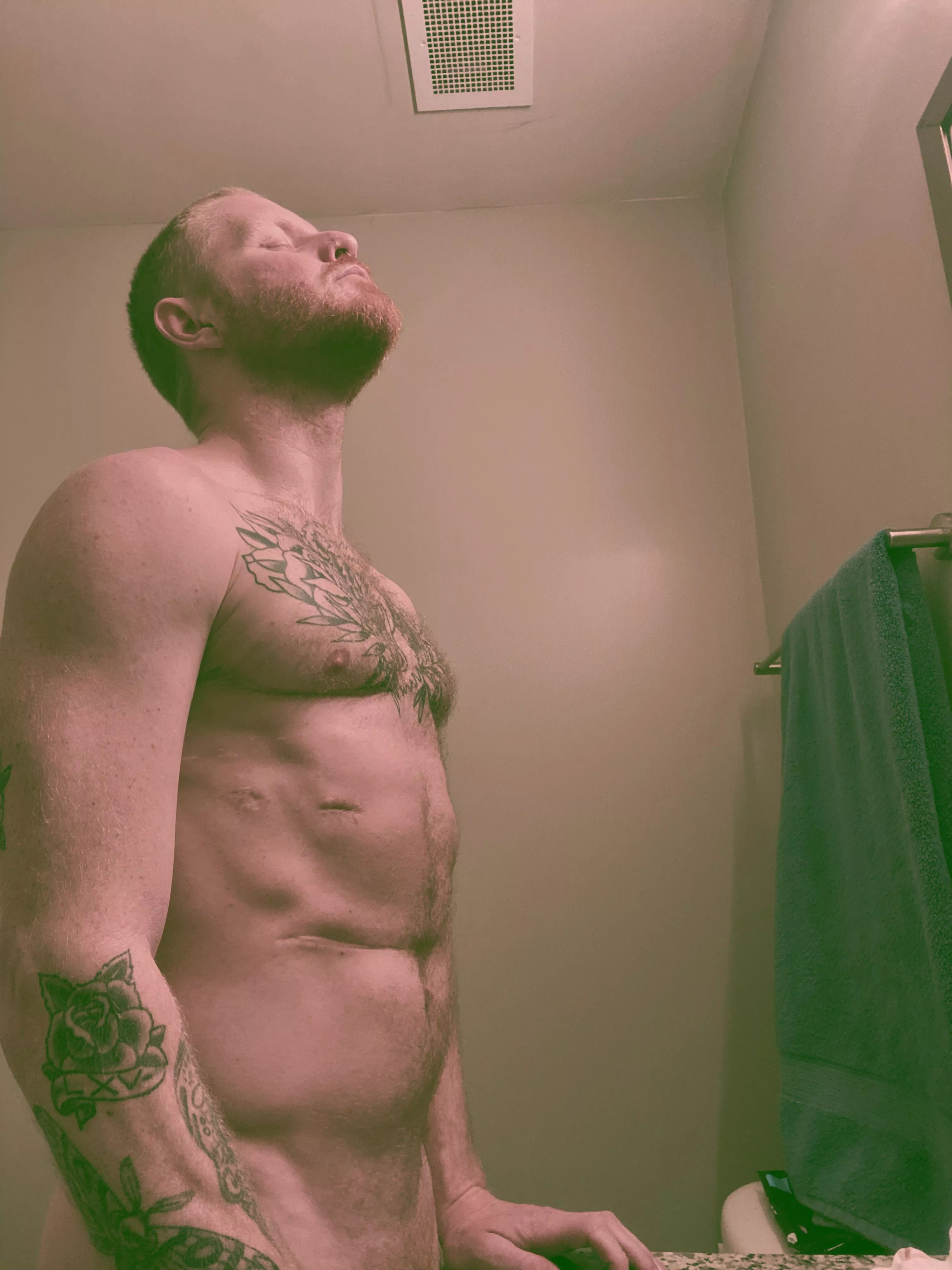 Bathrooms have great lighting posted by anch0rsteam