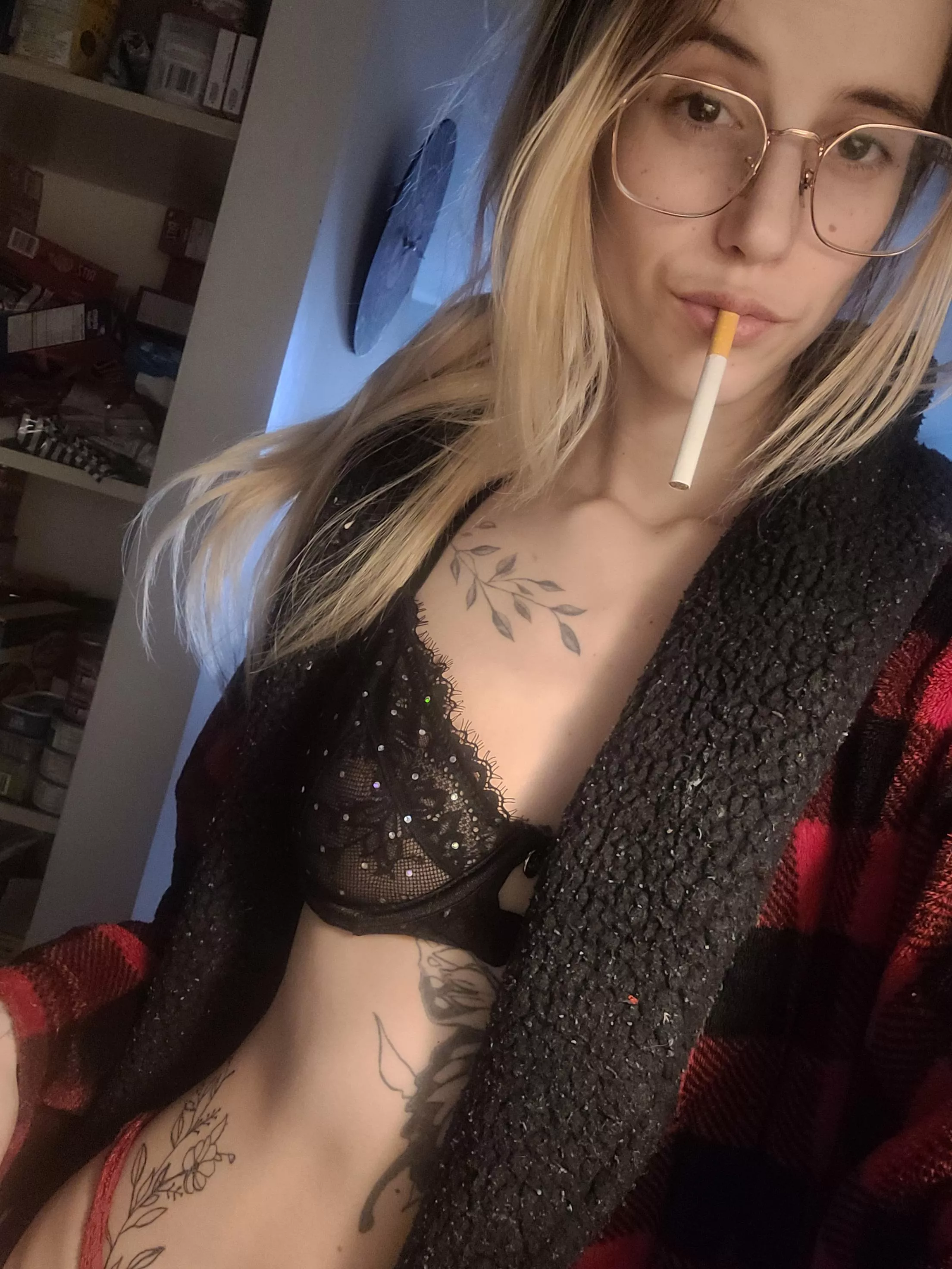 Can u light it for me please posted by jojo_6969x