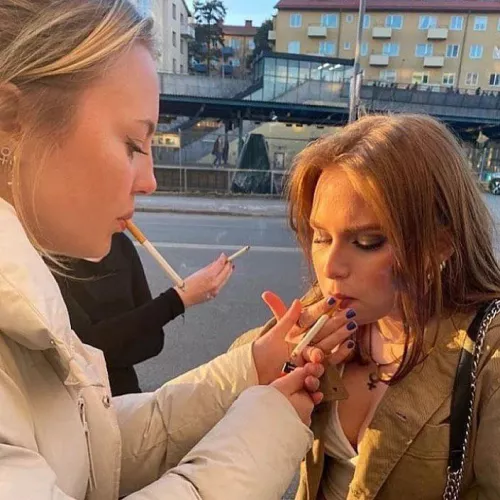 Friends don’t let friends go without a cigarette  by darkpoetries