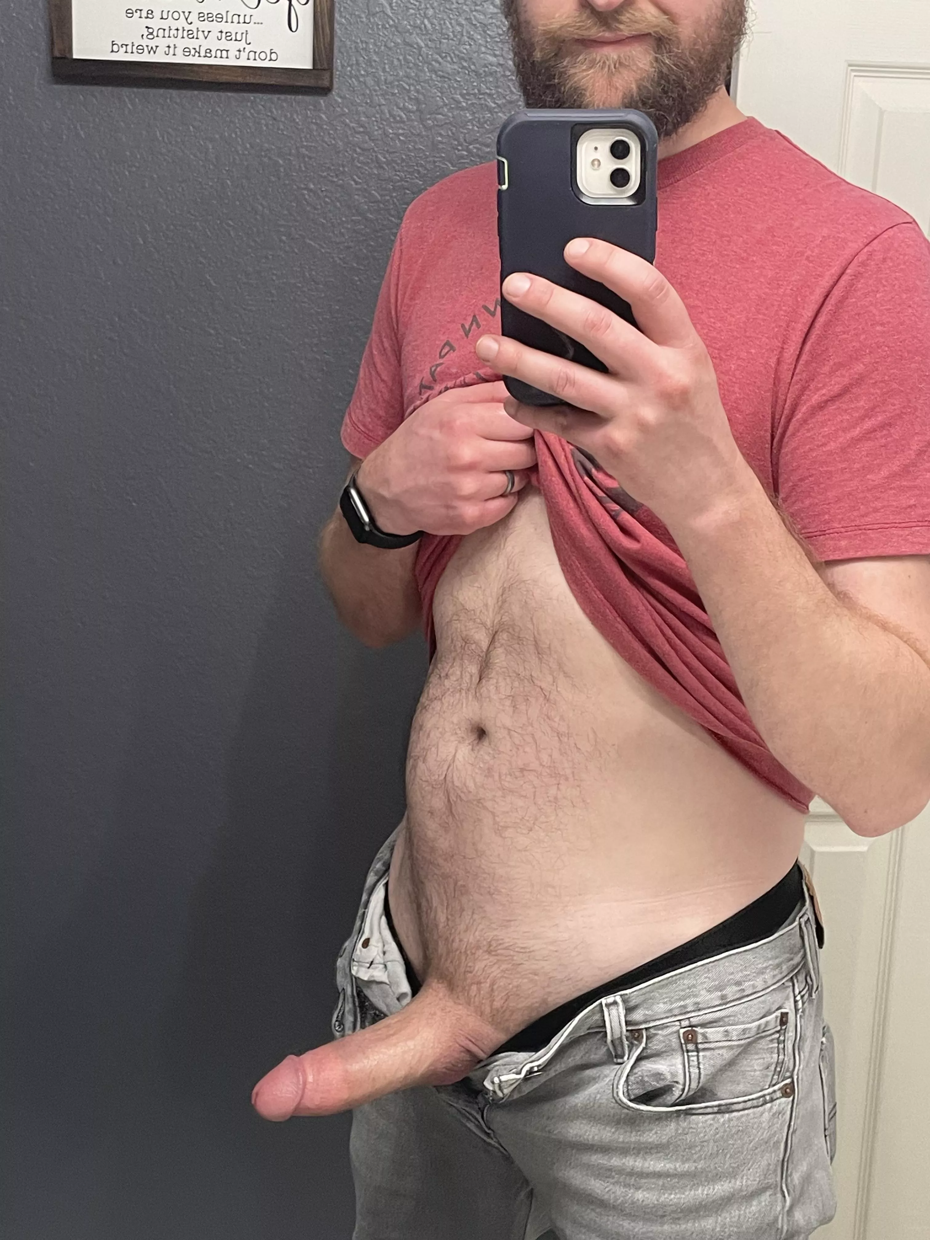 Hard to conceal sometimes posted by Quirky-Account214