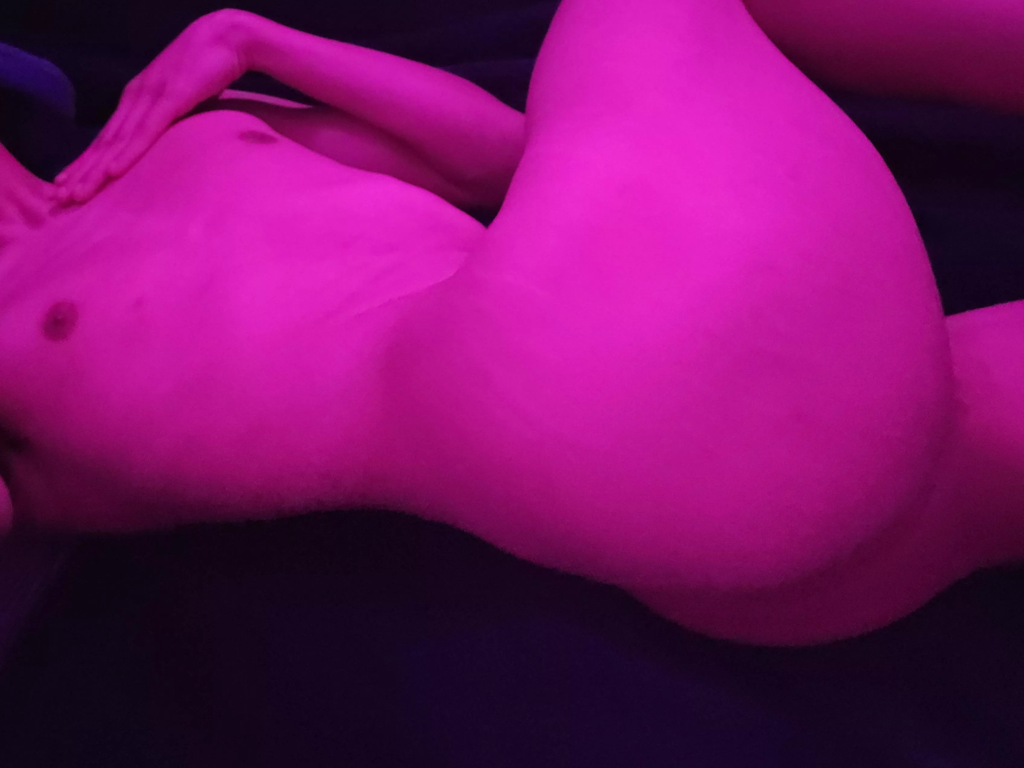 Heyy~~ Who wants to help me write slutty words ALLLL over my body~~ posted by Global_Objective5848