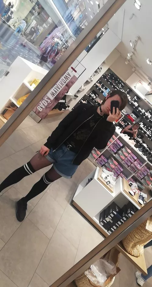 Hiii i want somebody to hug 🥺 by Fine-Background4116