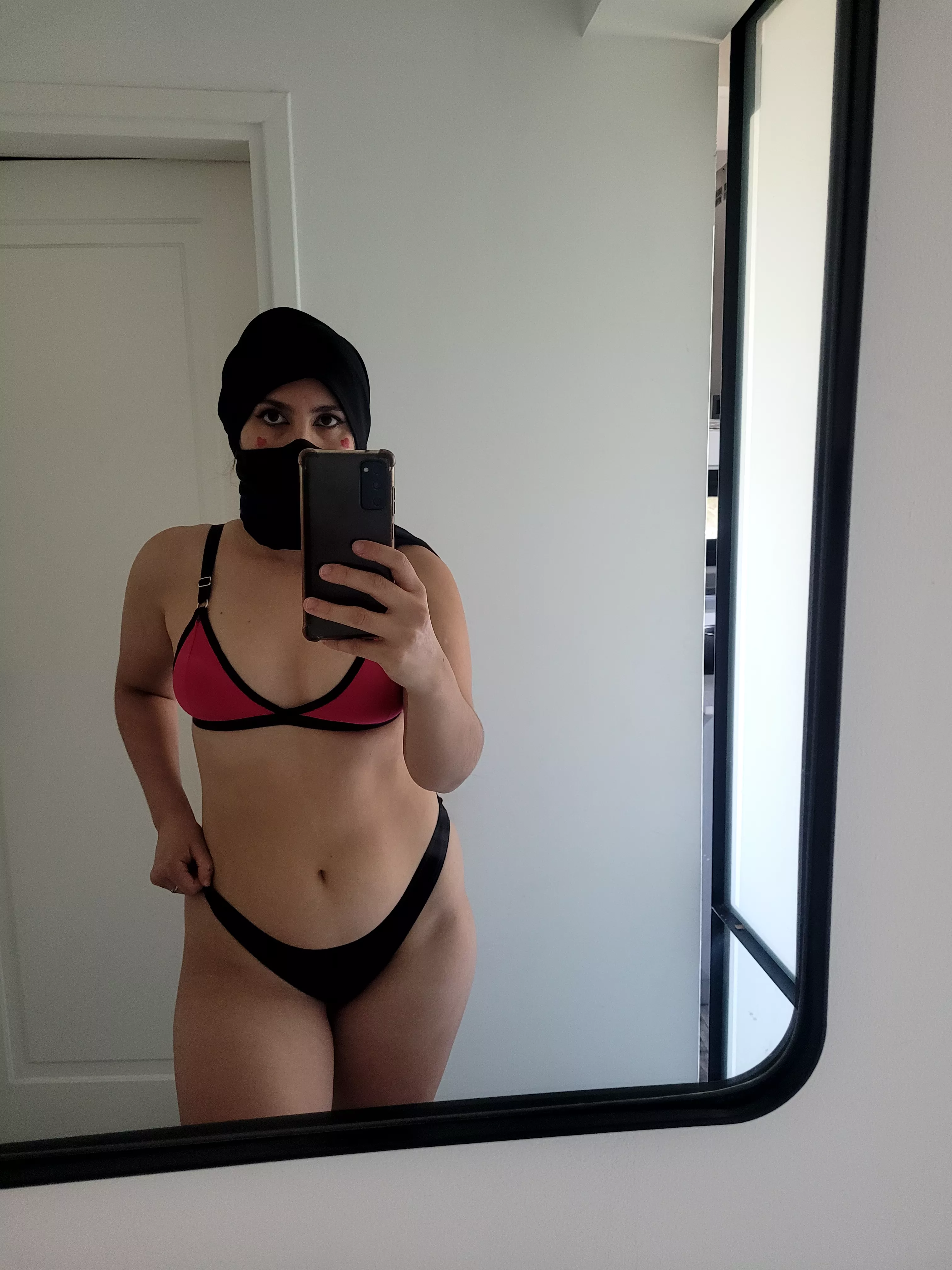 I have a deep and beautiful belly button. But you'll tell me... posted by TrojanDiscord