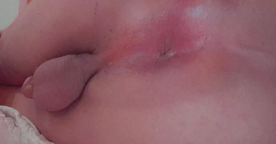 Is there any penis that wants to enter my ass hole?🥵🤤 by Disastrous-Win-7366