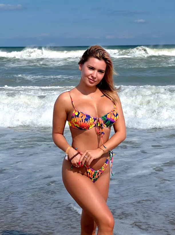 Ivy posted by Plopkick