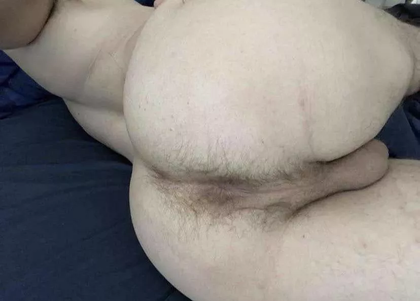 Just need something huge to break me in😋😋 posted by masn09