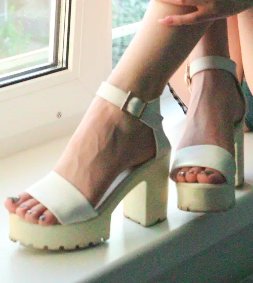 Lovely high heels by CharmingMistress