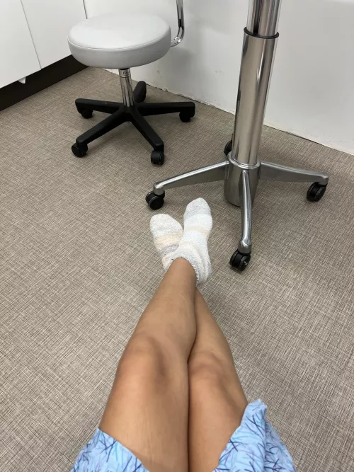 My doctor is so lucky;) by WILLOW_SOLES