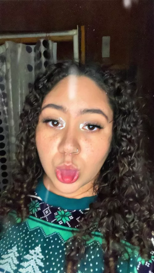 okayyyy very real selfie :)) by yes-jay