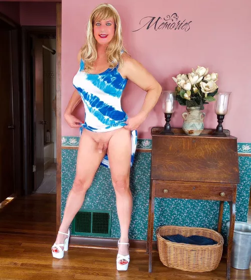 Showing the goods by Ahotbikercdr