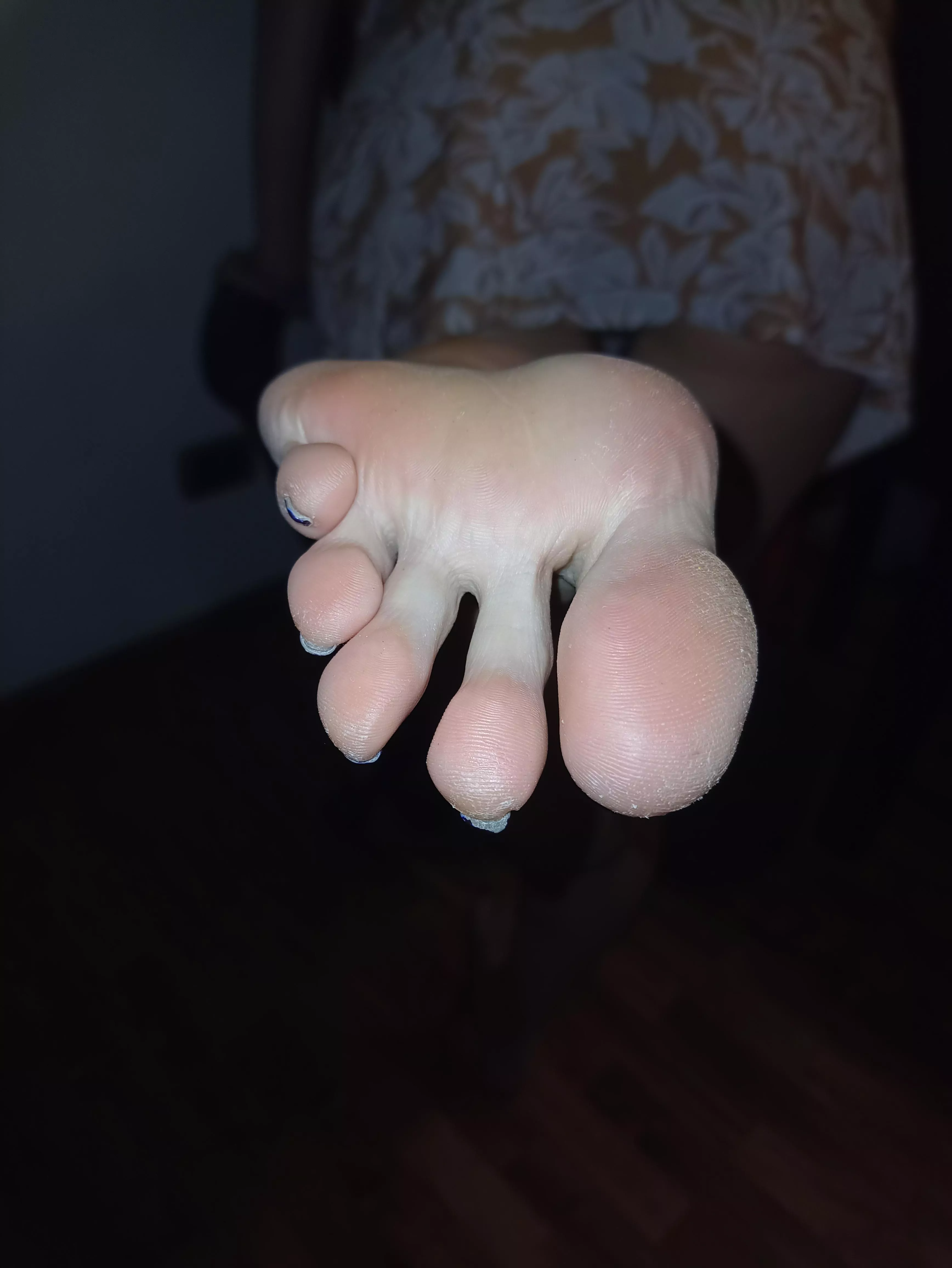 sole close up posted by claritafeet