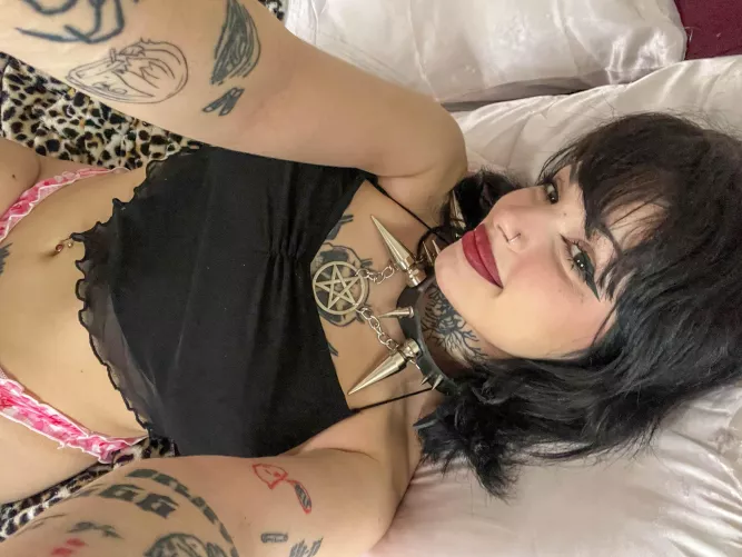 Someone please take me to see Pierce The Veil by tsswamy