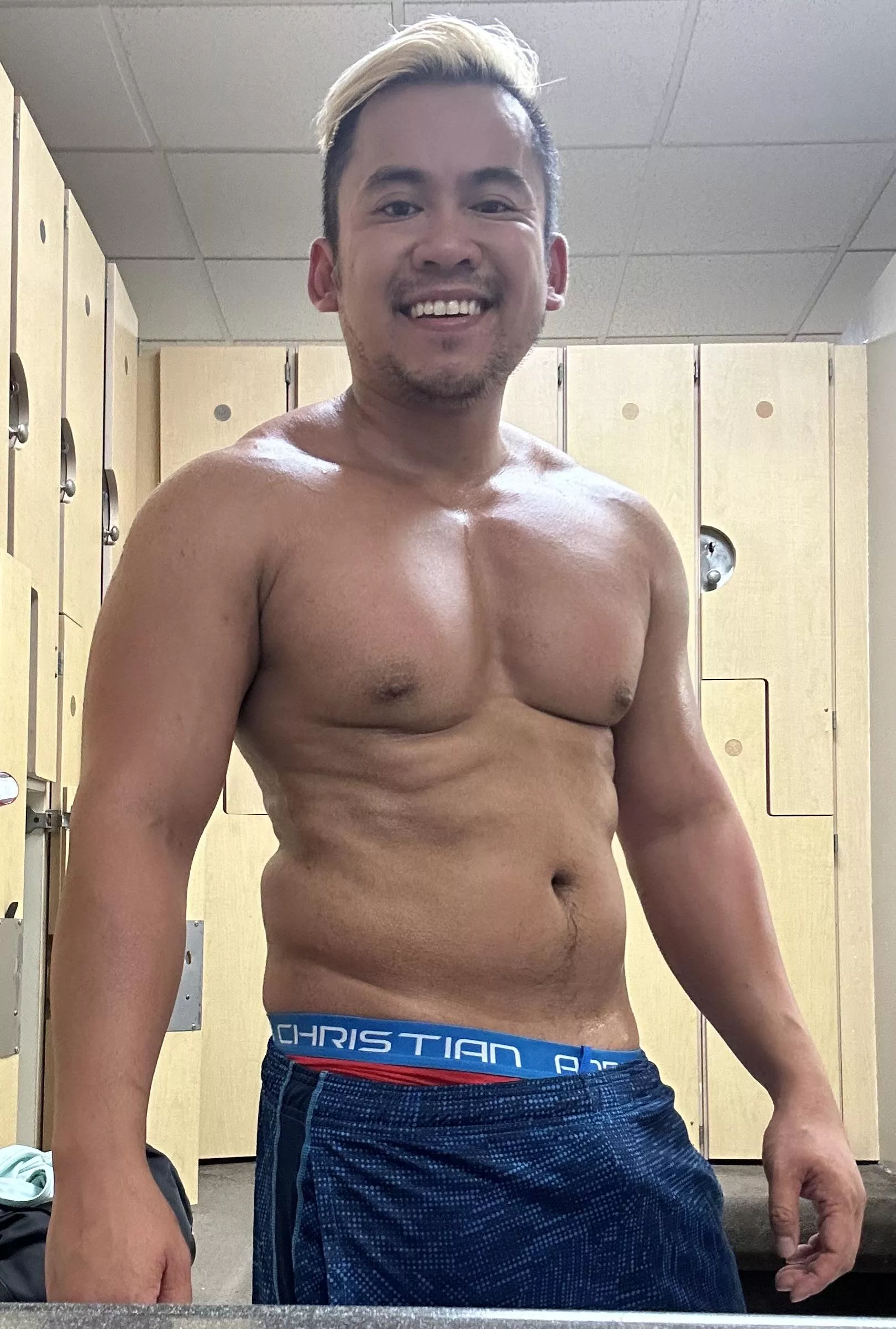 There’s just something about locker rooms  posted by titetan