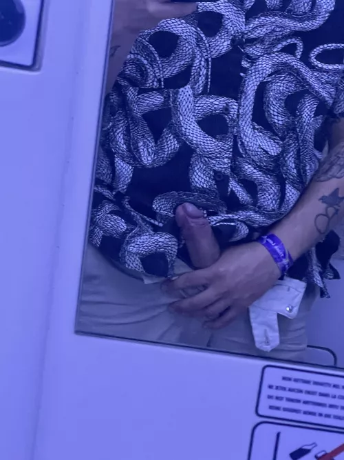 Train or Airplane bathroom? Guess it by battlefied1