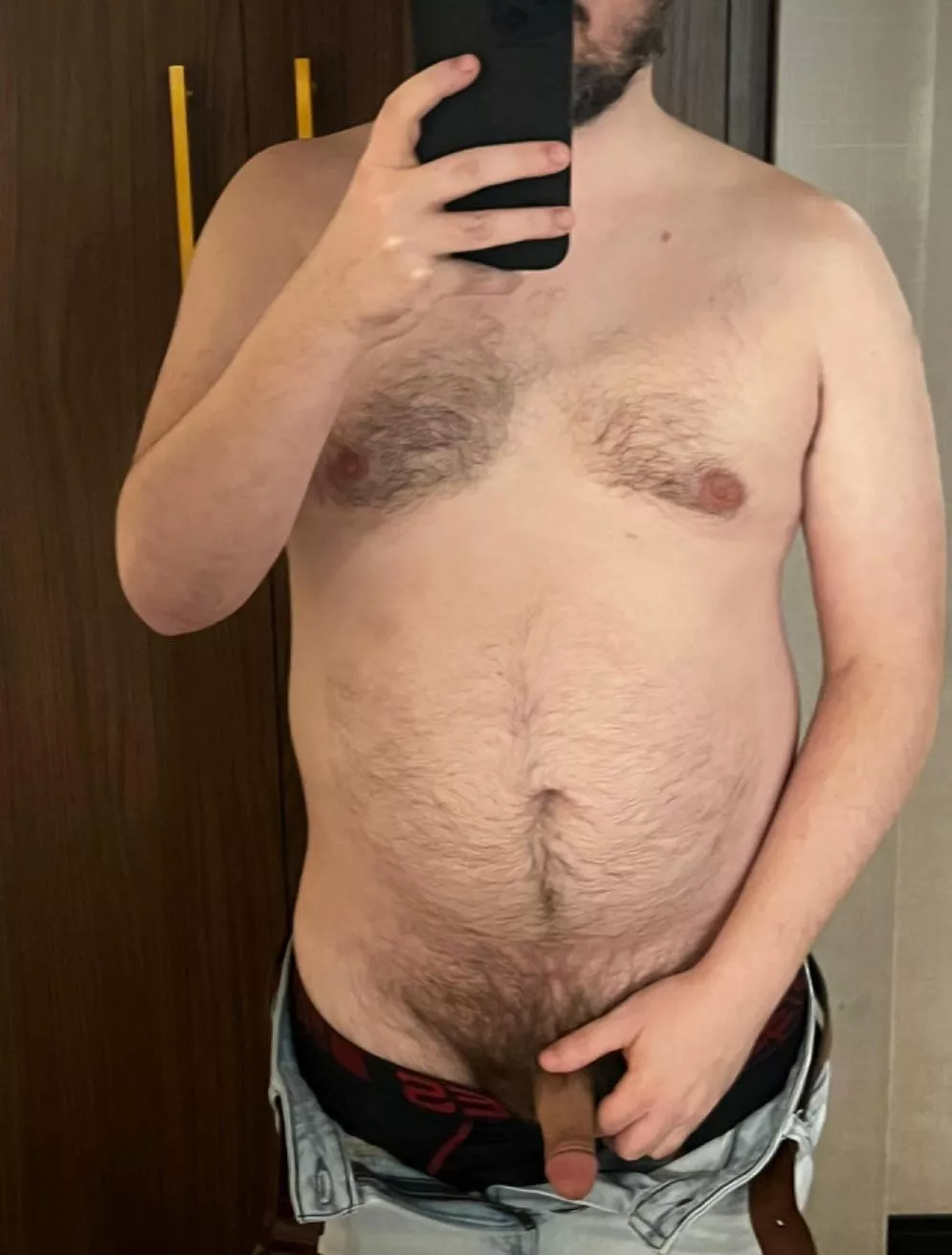 Want to unwind with me? posted by L34569