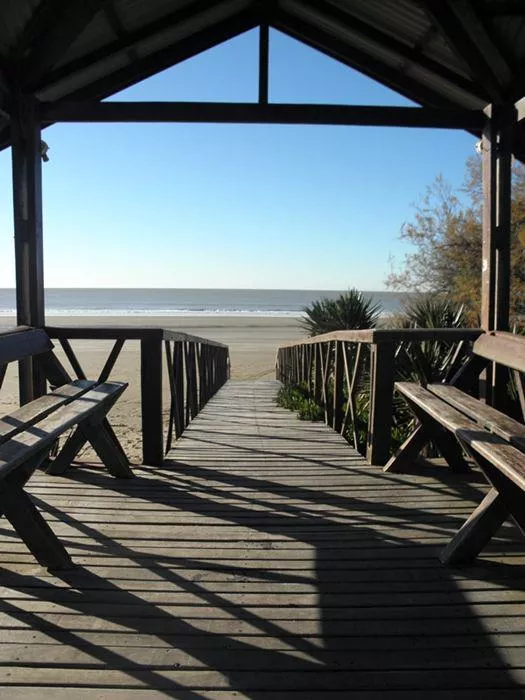 We have been taking this family trip to Las Toninas for ten years, I love this beach, it is my favorite part of the year 💆🏽⛱️ posted by Targa-ryen