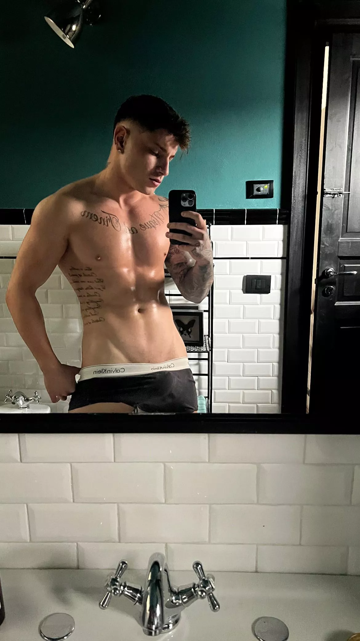 What s the first thought that comes to your mind? Be truthful… posted by liamreed00