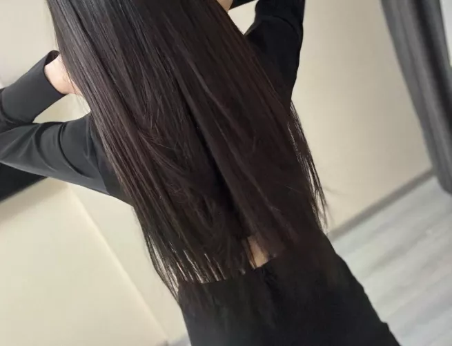 What's better than cleavage and a smile? Perfect wife for u daddy by suteljeui