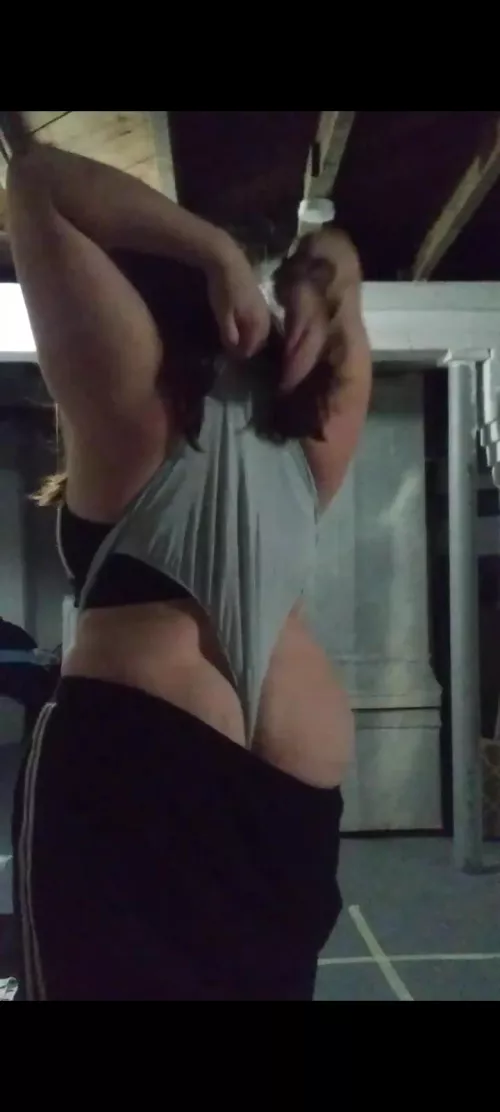 Will you get them over my head🤤🥵 by spookyslut3