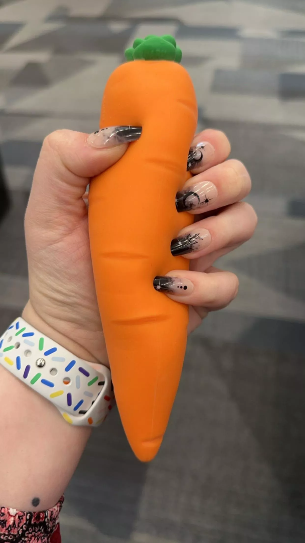 Wrapped around 🥵 posted by Goddess_Gail