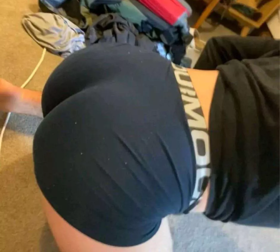 18 ;) 5’6 virgin posted by Shoulddefhmu