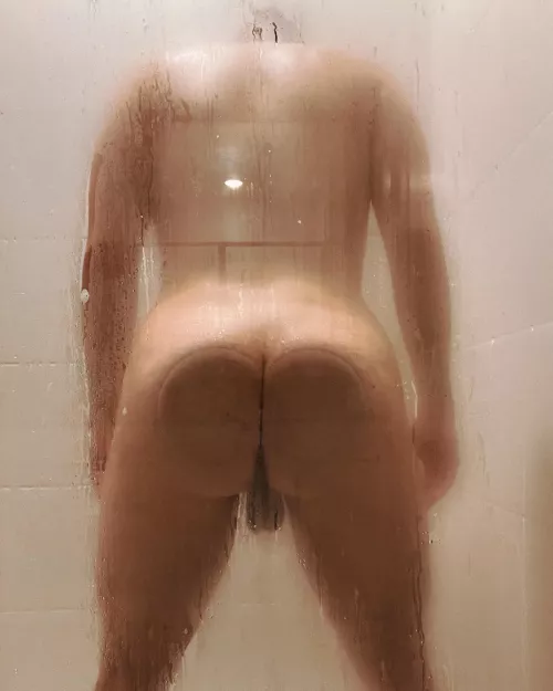 26 gettin steamy  by Glad_Mousse7150