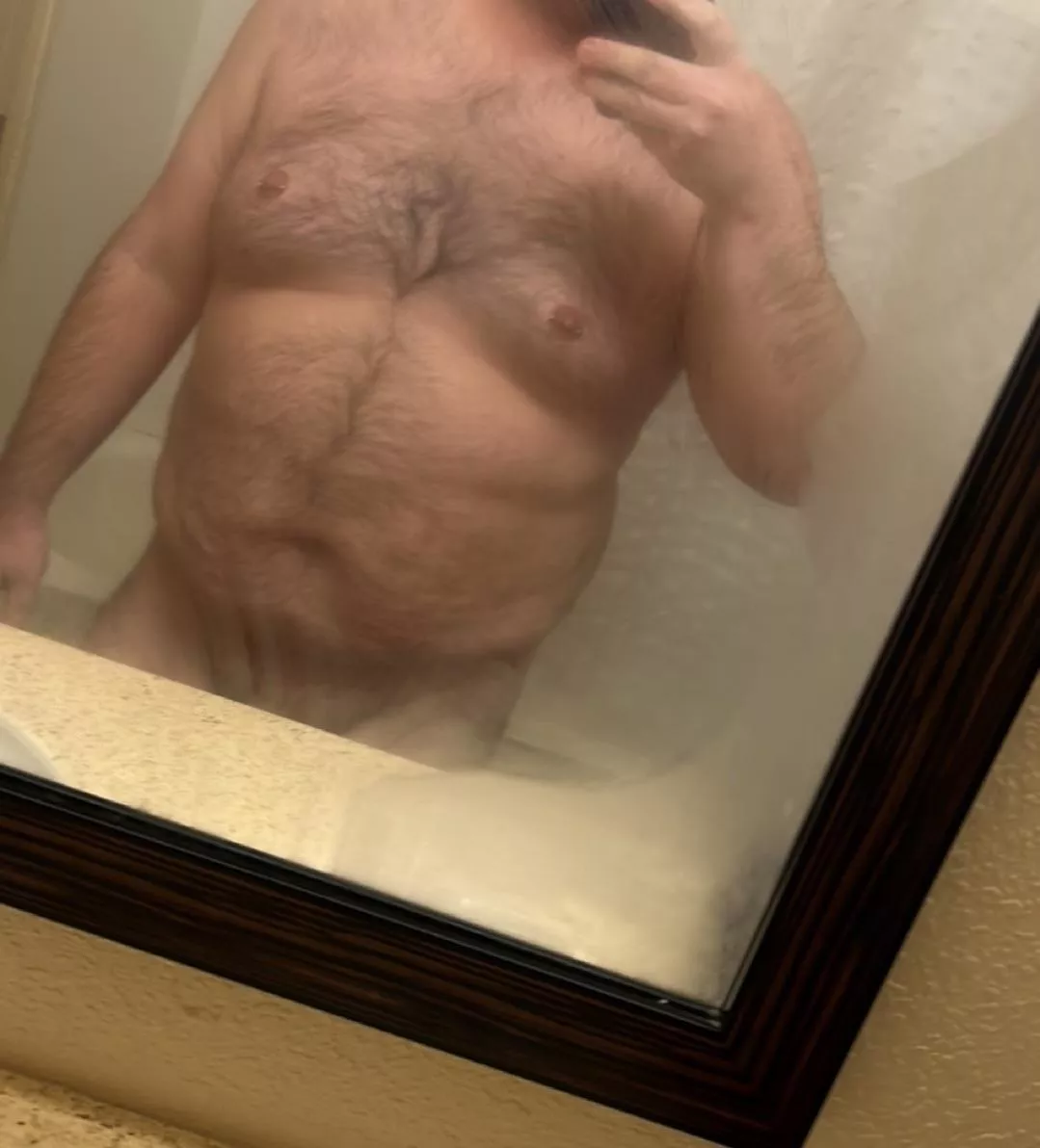 2nd time posting myself to see what the reaction is. 29m from Jersey. Into other men. posted by nooblescooble