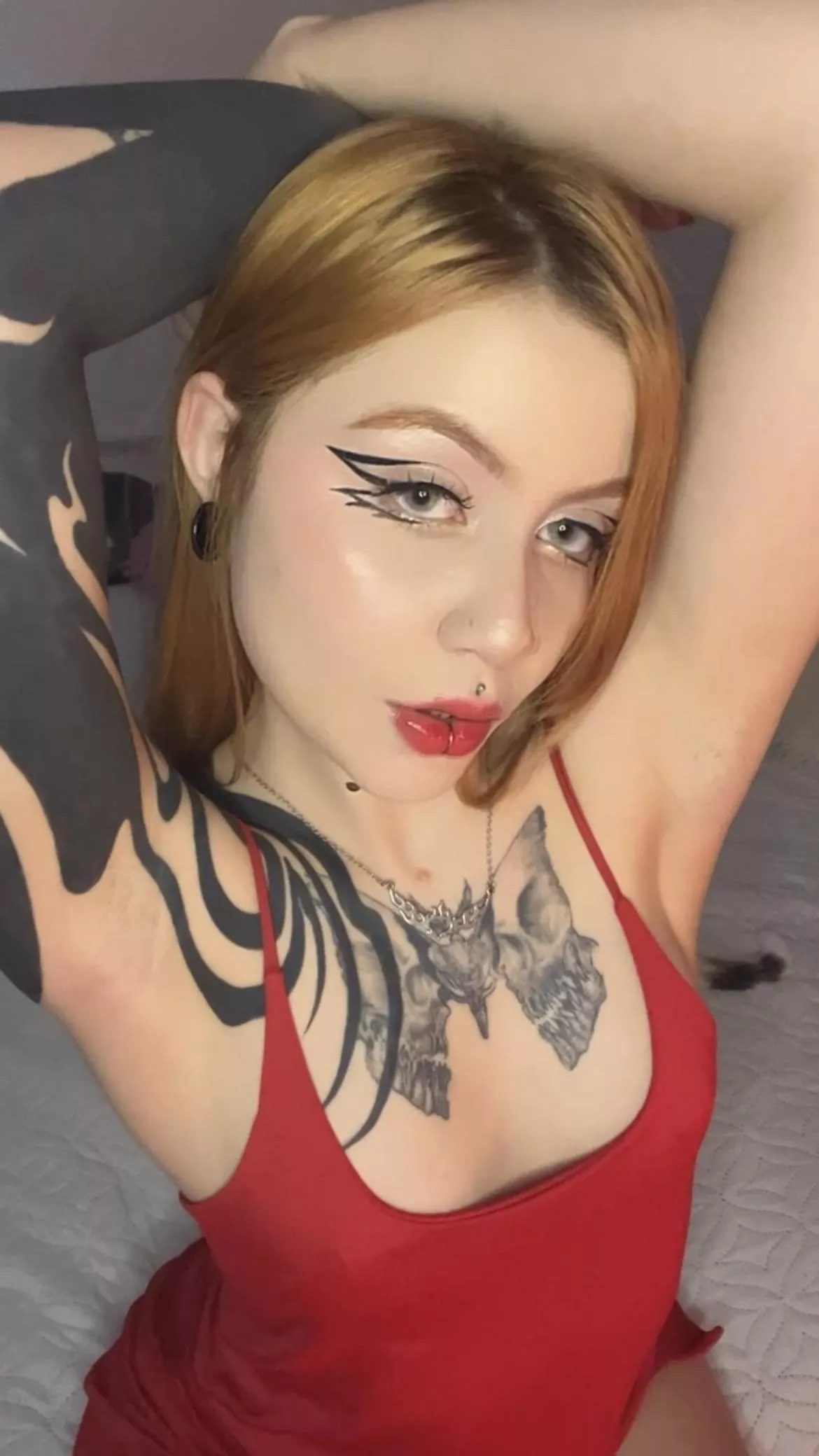 Are you licking my soft 18yo armpits on the first date? posted by BonyTuning