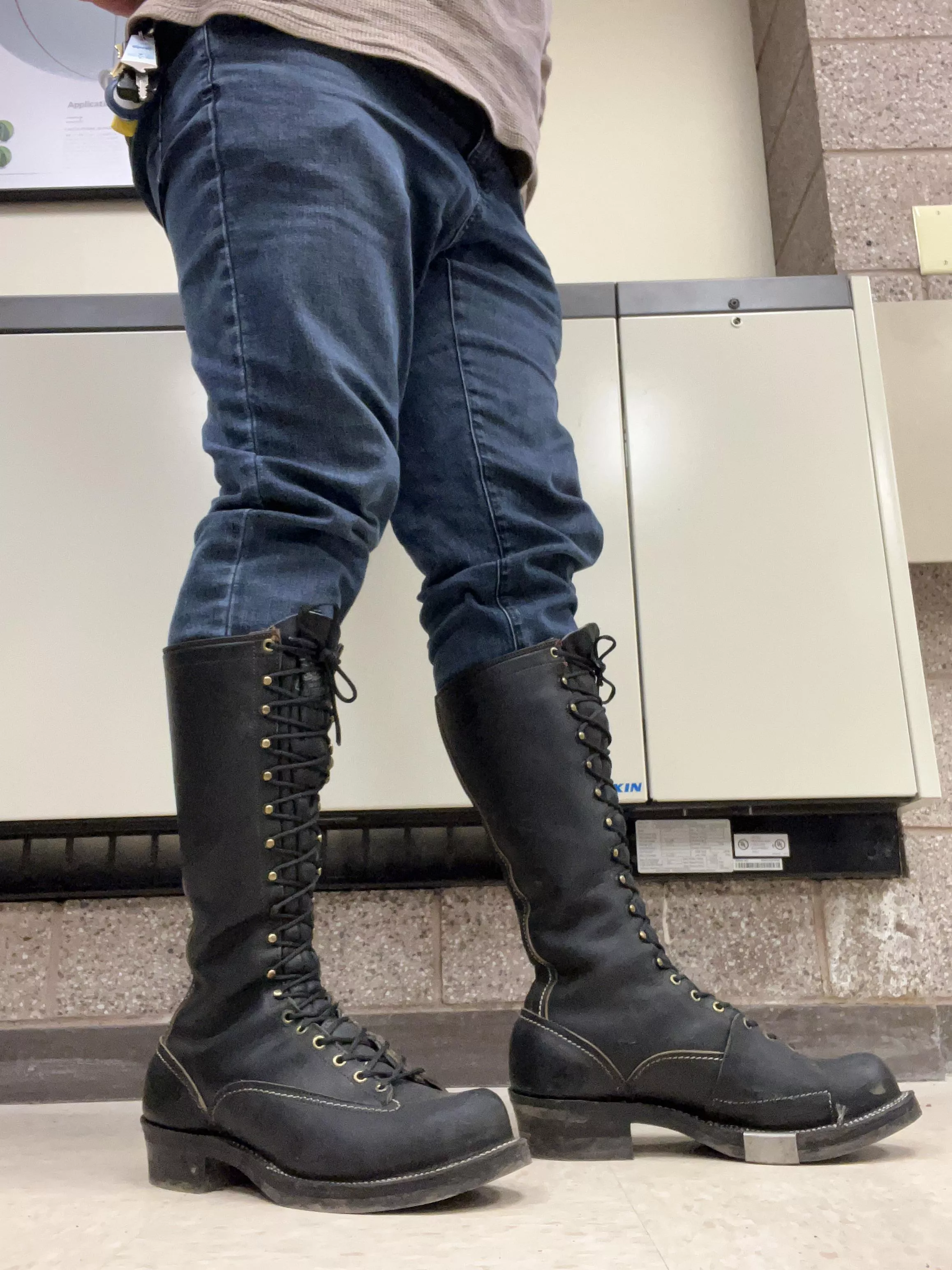 Breaking in My New Boots posted by slavegaius87