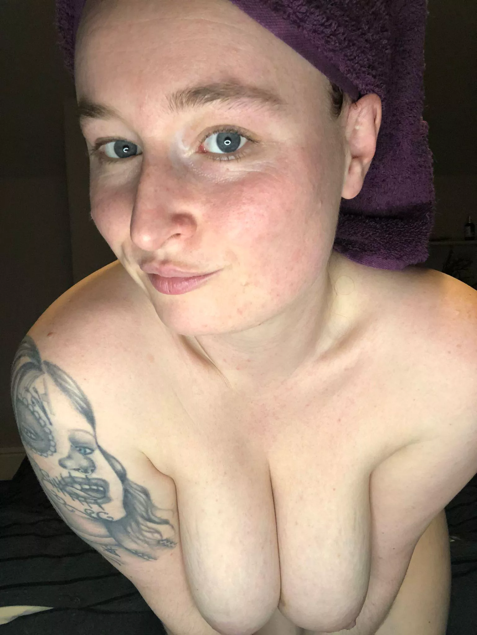 Can I wank off your married dick posted by Elodie_RF