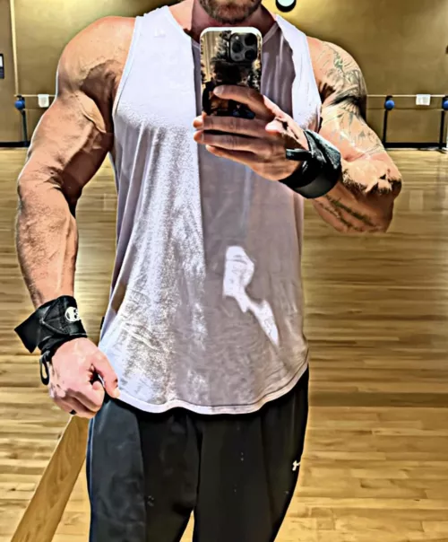 Could use a little help with my pump by Big_Muscles_N_More