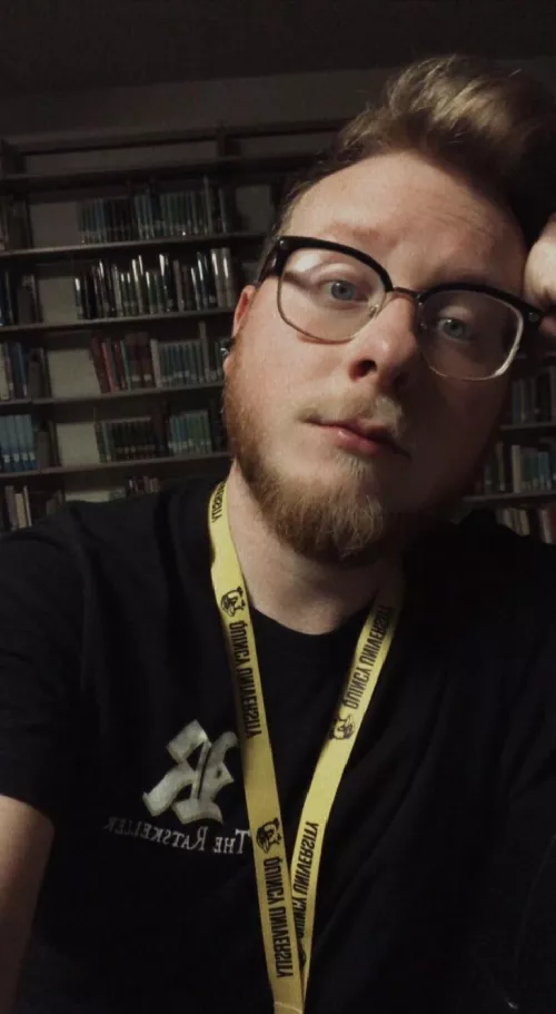 Drudging through the Work Week by LaCroissant13