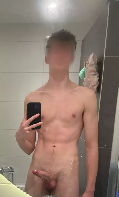 First post on this community 😅( I’m 18y/o) by icecoldpi