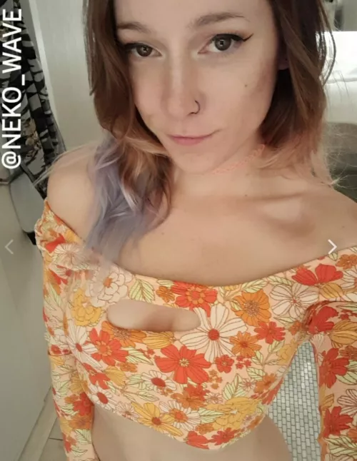 Found a top for Beyond Wonderland😊 by nek0_wave