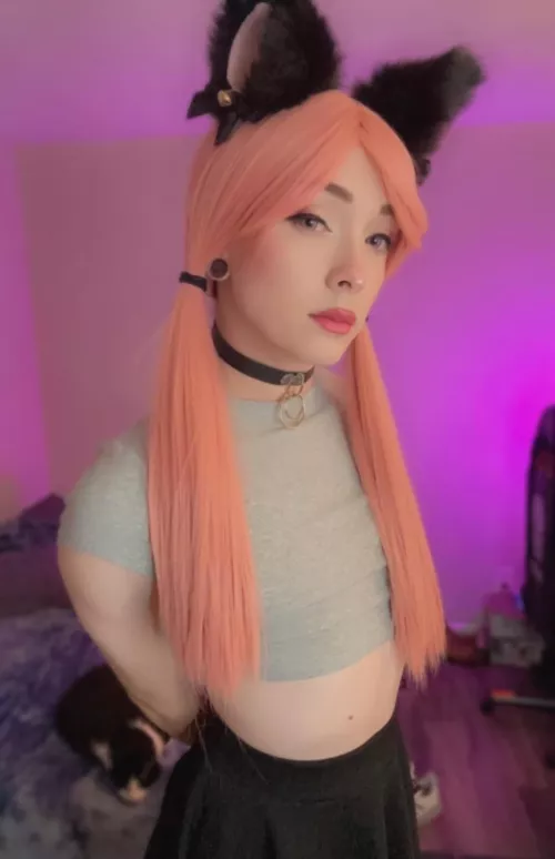 Ft. my cat and dirty room :3 by JoseiOtoko