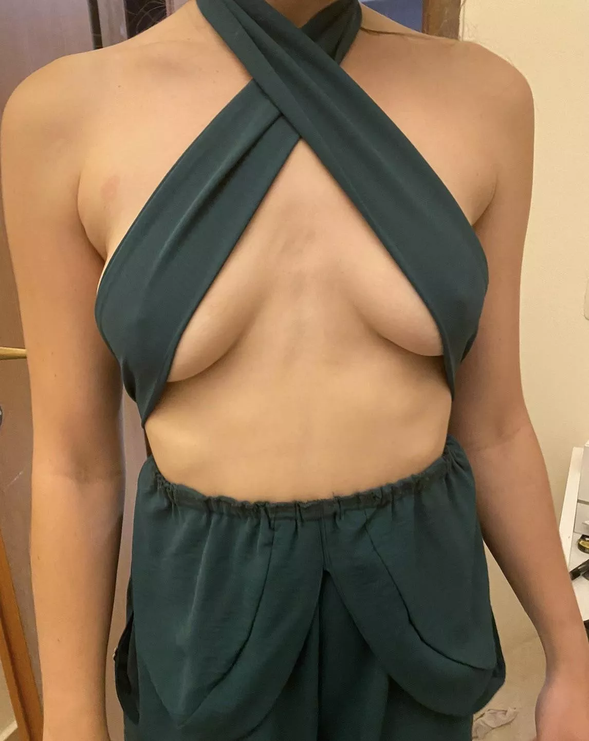 Help me convince her this this is 100% the way she should wear it posted by Claire_and_Jamie