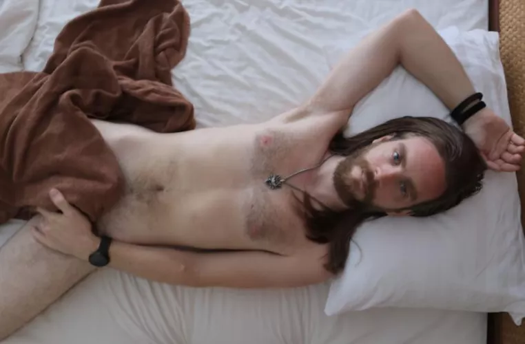 hey can you sniff ? 🥵 by Jordantraveler1